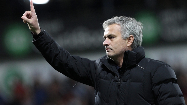 José Mourinho fue nombrado mejor entrenador de la temporada por la Premier League