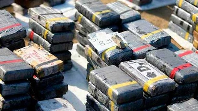 Bolivia: Chileno fue detenido en centro de acopio de cocaína con 1.790 balas