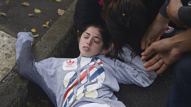 Carabineros investiga agresión policial a joven durante protesta