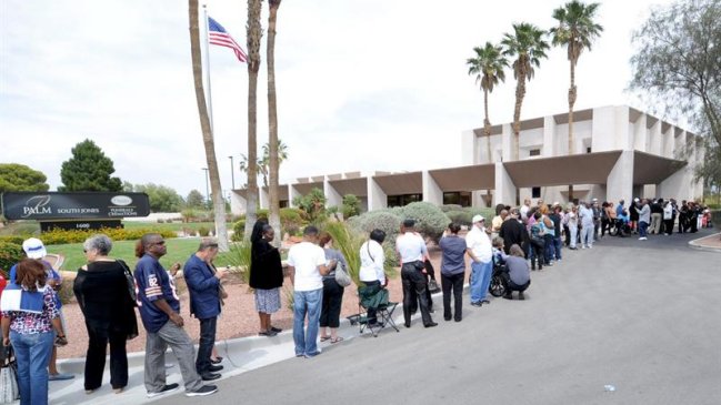 Cientos de fanáticos dan el último adiós a B.B. King