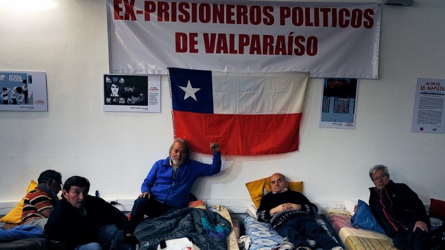  Ex presos políticos suspenden huelga de hambre  