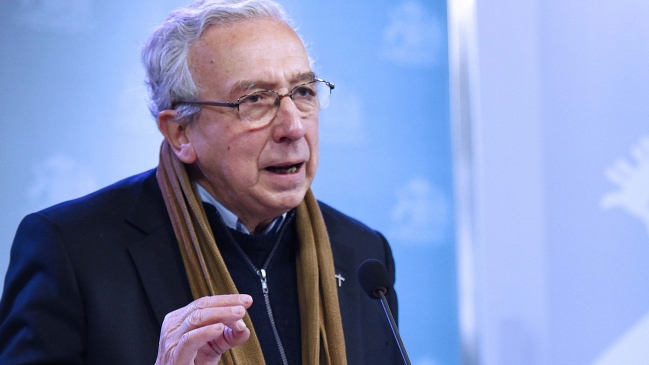 Rector Montes no descartó acciones legales por discriminación a ues privadas