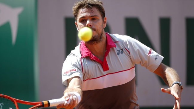 Stan Wawrinka derrotó en cuatro sets al serbio Dusan Lajovic en Roland Garros