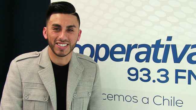 Noche de Brujas y el himno de la Copa América: Todo lo que sale, la gente lo hace tira