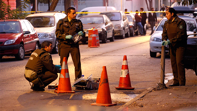 Atentado incendiario en la Segunda Comisaría de Santiago