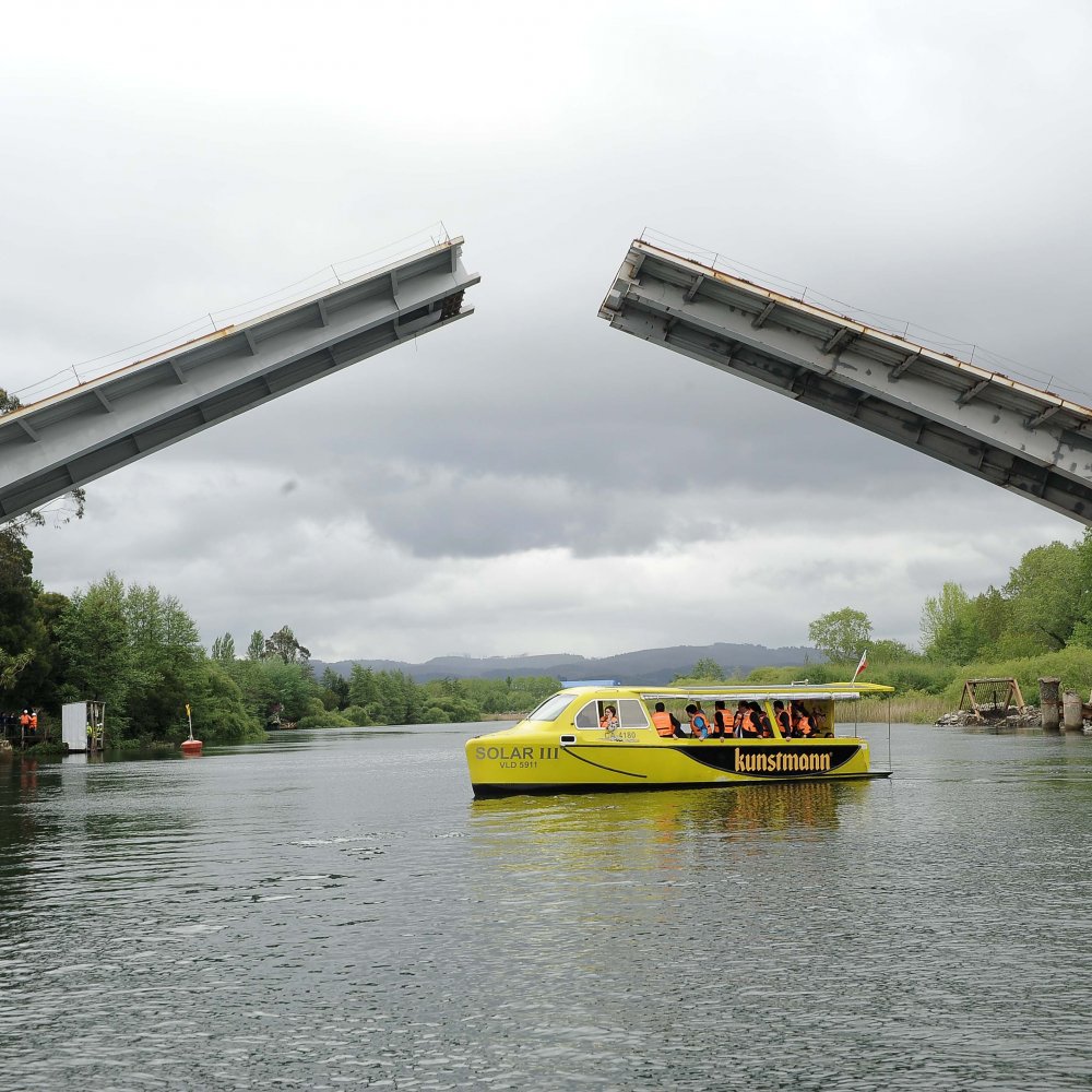 Puente Cau Cau: MOP define plazos en medio de discrepancias con la constructora