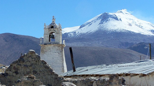 Volcán Guallatiri: Sernageomin elevó alerta a nivel amarillo