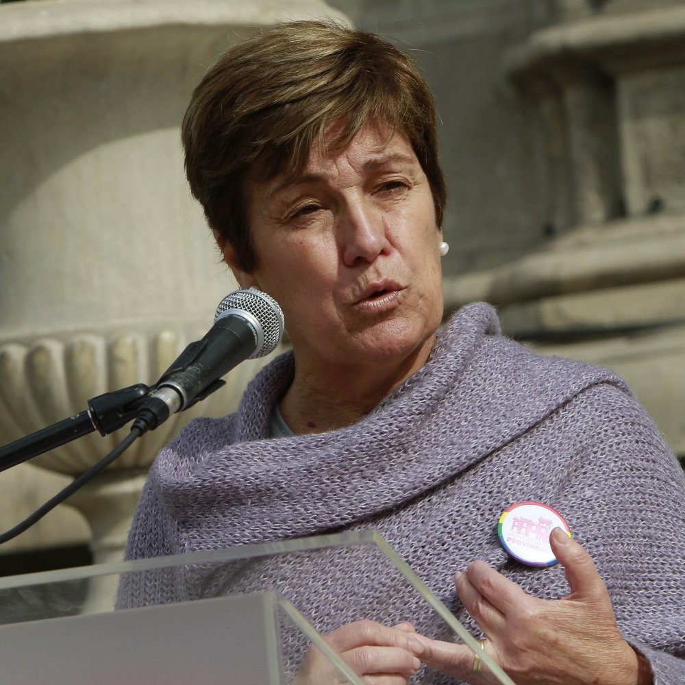 Alcaldesa de Providencia enfrenta denuncia por uso de 285 boletas 