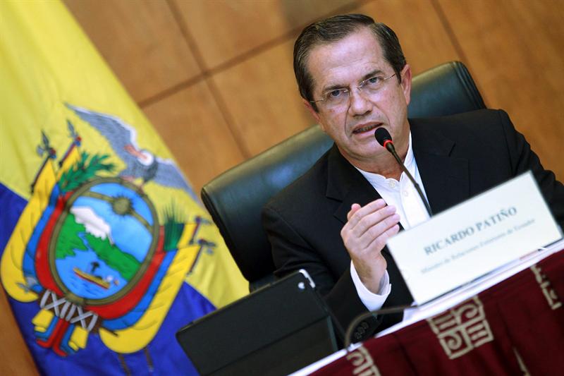 Canciller ecuatoriano acusó que Estados Unidos 