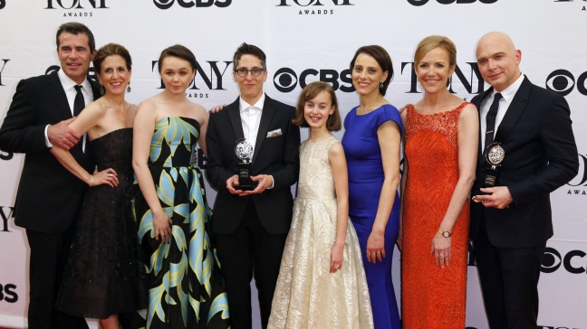 Los Tony se rinden a la actualidad de 