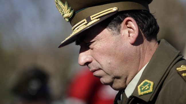 Director de Carabineros confirmó que sugirieron marcha nocturna de la Confech