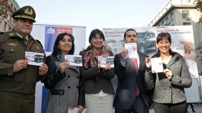 Conoce cómo es el nuevo padrón de vehículos y la credencia de discapacidad