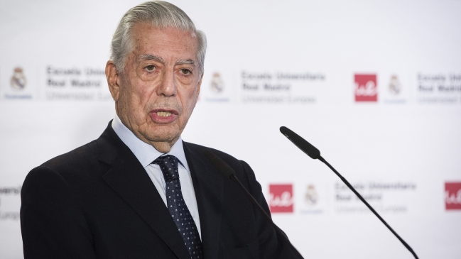 Vargas Llosa: La novela contemporánea degrada la tradicional, solo entretiene