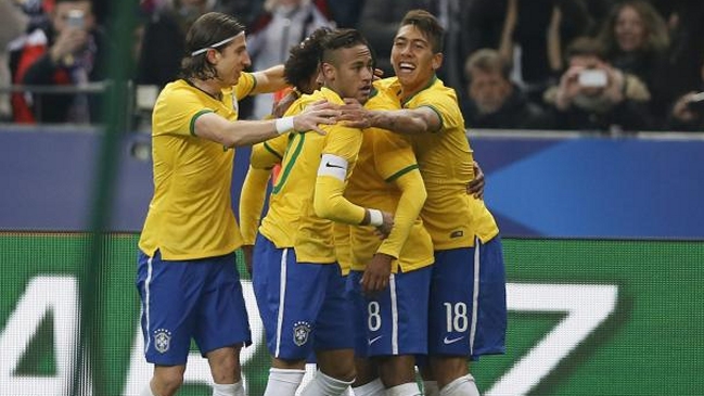 Brasil desafía a Perú en su estreno en la Copa América