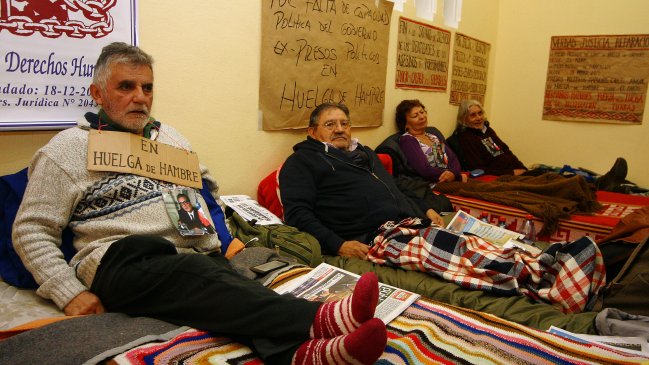 Ex presos políticos repudiaron desalojo desde sede del Partido Socialista