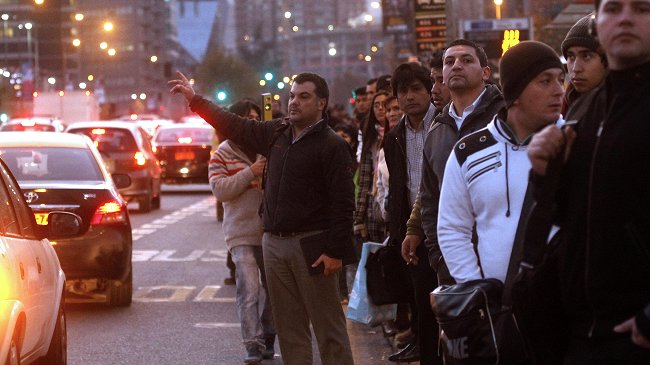Huelga en el Transantiago: Gobierno llama a la empresa a 