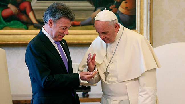 Santos aseguró que el papa 