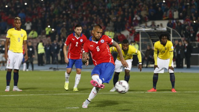 Cuatro chilenos destacan en el Equipo Ideal de la primera fecha de la Copa América