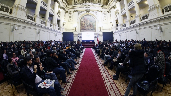 Los reparos desde el PPD tras salidas de Insunza y Peñaillo del Gobierno