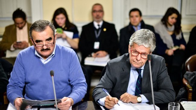 Con lecturas diferentes finalizó primera sesión de mesa tripartita por carrera docente