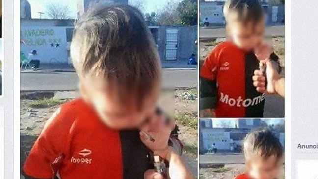Polémica por madre que fotografió a su pequeño hijo fumando marihuana