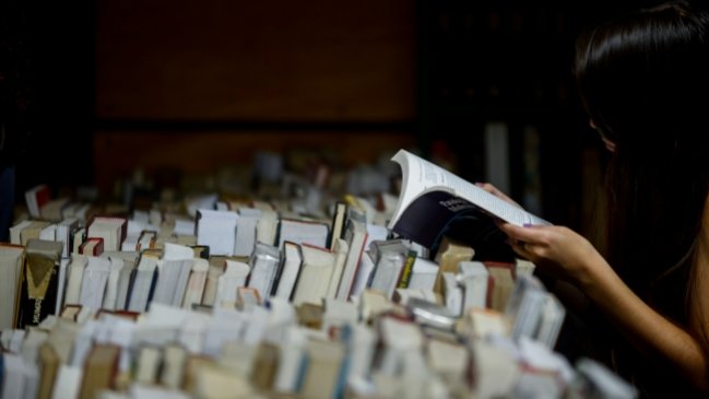 Abre convocatoria para asistir a la FIL Lima 2015