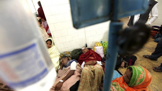 Al menos 33 personas murieron tras ingerir alcohol adulterado en la India