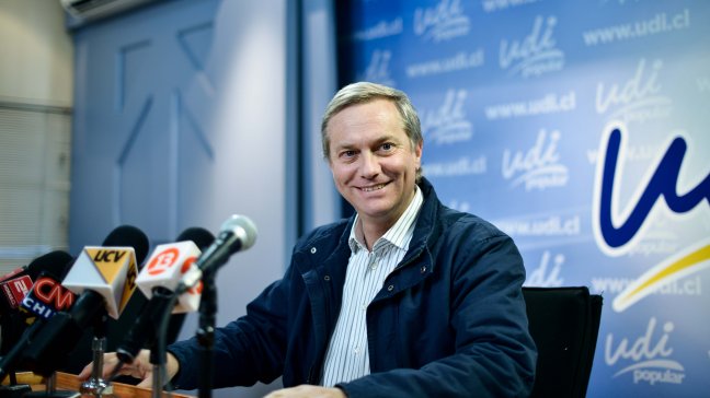 Diputado Kast criticó 