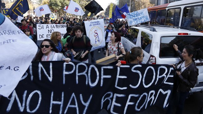 Ocho de cada 10 profesores aprobó la Evaluación Docente