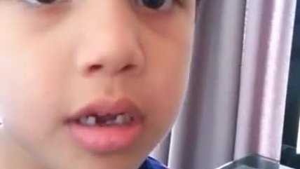   Niño de seis años recrimina a Arturo Vidal: 