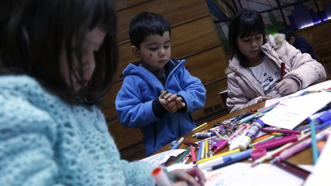 Ministra de Justicia y Sename celebraron Día del Padre con papás adoptivos