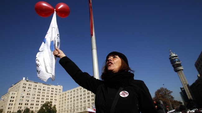 Colegio de Profesores evaluará el miércoles la continuidad del paro docente