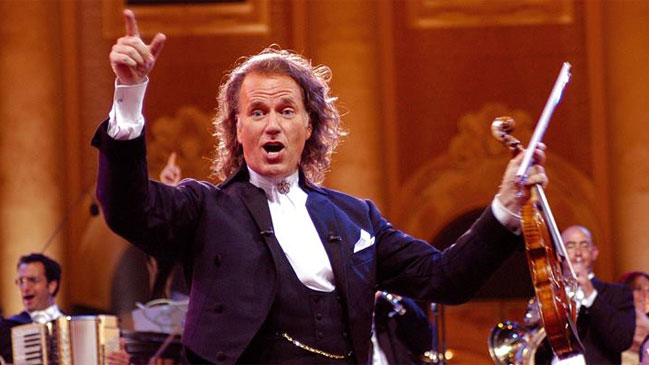 André Rieu sumó cuarto concierto para su retorno a Chile