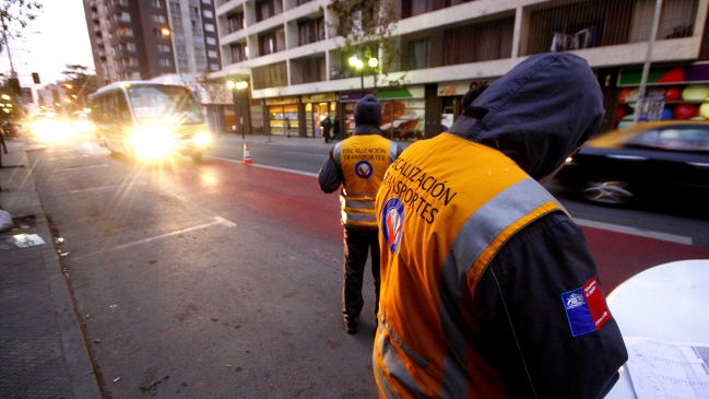 Los ejes ambientales que regirán este lunes en Santiago
