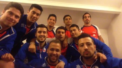   Selección de hockey saluda a la de fútbol y pide apoyo para cuartos de final del Mundial 