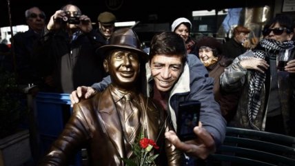 Uruguay se suma al homenaje a Carlos Gardel con un monumento en su honor