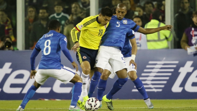 Corinthians mantiene su interés por colombiano Teófilo Gutiérrez