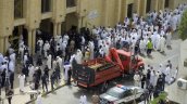 Varios muertos en atentado contra mezquita en Kuwait  