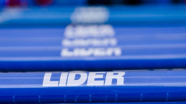 Madre denuncia agresión de guardia a su hijo de 10 años en un supermercado