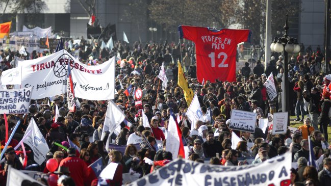 AChM: Anticipo de vacaciones por paro docente debió ser obligatorio