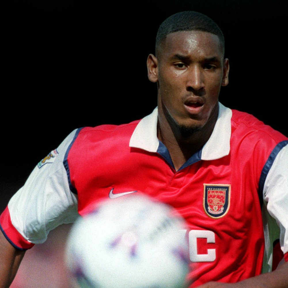 Nicolas Anelka: Patrick Vieira me dio una bofetada en la cara con su pene