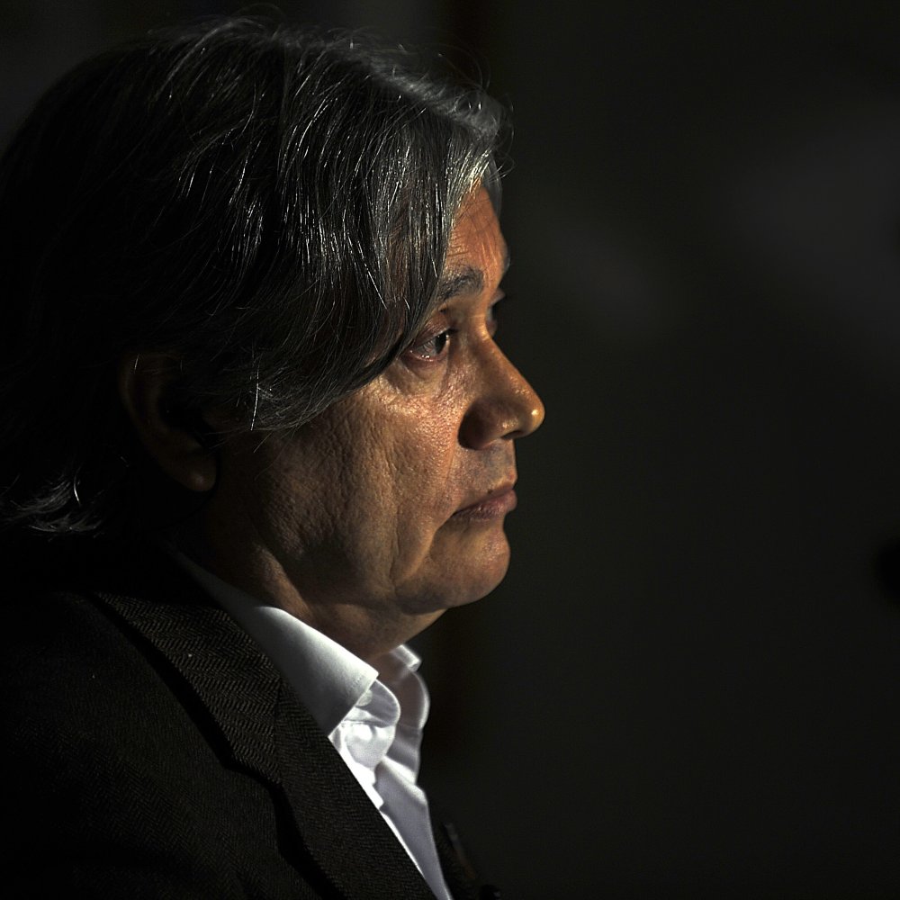 Nueva Mayoría presentó formalmente la petición de censura contra el senador Navarro