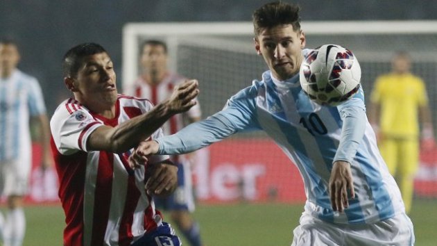 Argentina y Paraguay definen al rival de Chile para la final de la Copa América