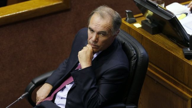 Senadores investigados por la justicia informaron su situación a comisión de Ética