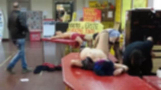 Gobierno argentino cuestionó exhibición sexual en Universidad de Buenos Aires