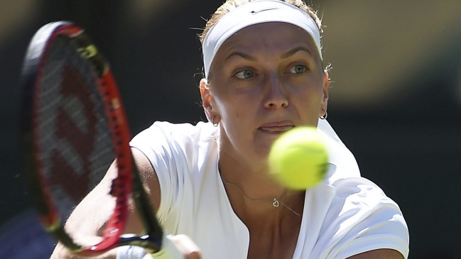 Kvitova arrolló a la japonesa Nara en menos de una hora y avanzó a tercera ronda