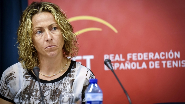 Gala León fue destituida como capitana del equipo español