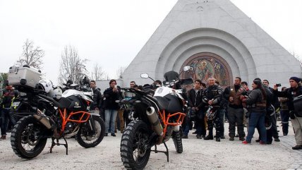   Un millar de personas participaron del funeral de Carlo de Gavardo 
