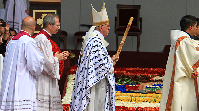 Francisco pidió a Latinoamérica evitar leyes que fomenten represión y control