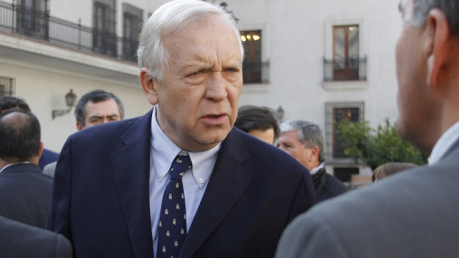 Ministro Burgos y caso SQM: Lo importante es que las instituciones funcionen